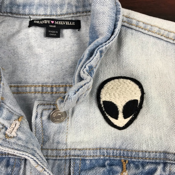 Brandy Melville Jean Denim Distressed Alien Jacket - Picture 3 of 8